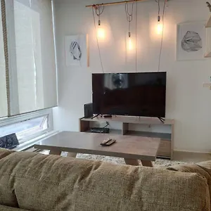 https://modern-downtown-loft-near-rogers-placeshaw-conf.edmonton-hotels.net